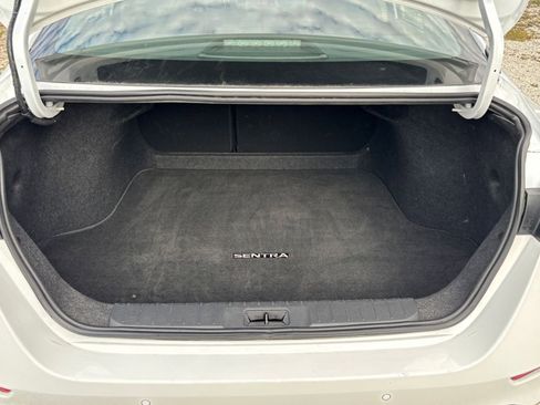 Used 2025 Nissan Sentra S image 31