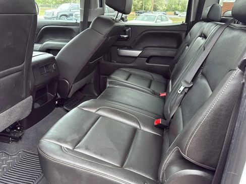 Used 2018 Chevrolet Silverado 1500 LT w/ All Star Edition image 11