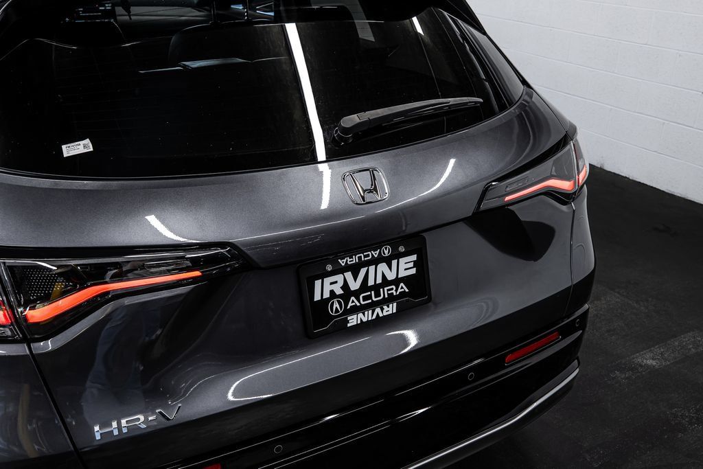 Used 2023 Honda HR-V EX-L image 15