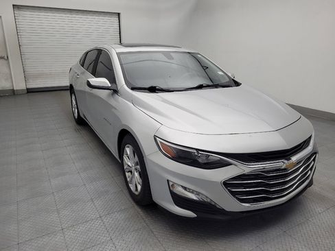 Used 2021 Chevrolet Malibu LT FWD image 13