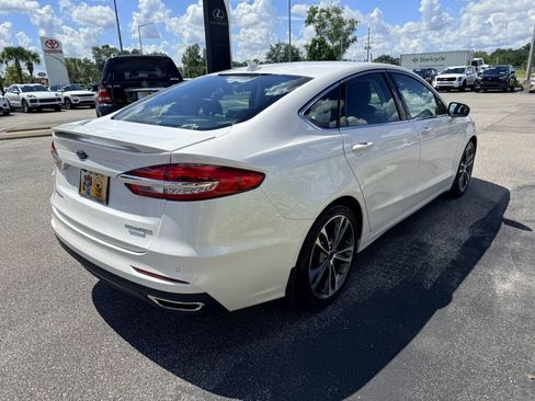 Used 2019 Ford Fusion Titanium image 3