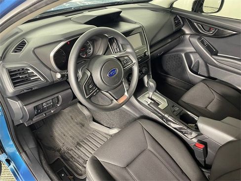 Used 2018 Subaru Impreza 2.0i Premium image 3