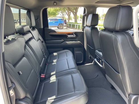 Used 2022 GMC Sierra 1500 Denali AWD/4WD image 29