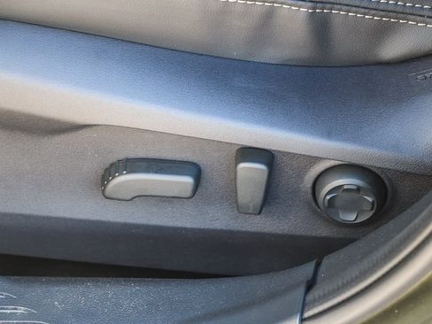 New 2025 Subaru Outback Limited image 15