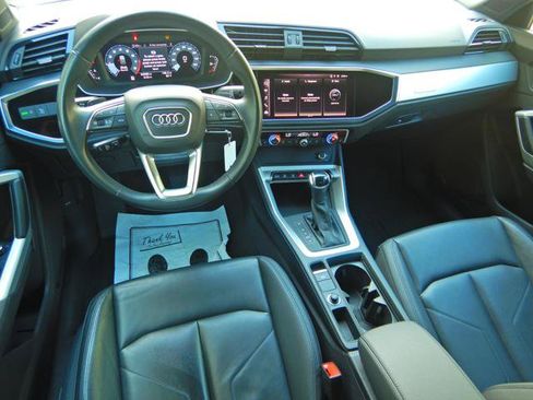 Used 2025 Audi Q3 2.0T Premium AWD/4WD image 5