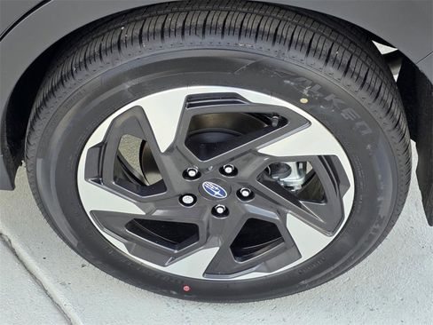 New 2025 Subaru Crosstrek 2.5i Limited image 34