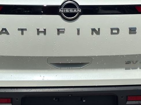 Used 2023 Nissan Pathfinder SV w/ SV Premium Package AWD/4WD image 29