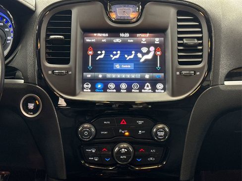 Used 2022 Chrysler 300 S image 19