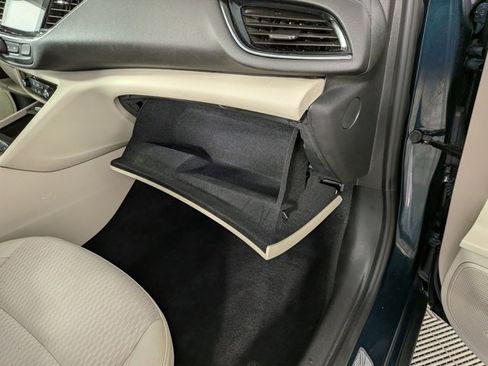 Used 2018 Buick Regal Preferred w/ Driver Confidence Package #1 image 31