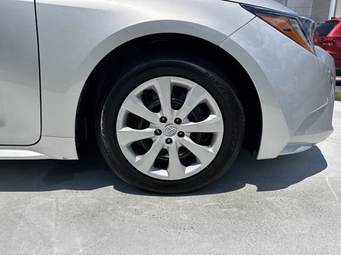 Certified 2025 Toyota Corolla LE FWD image 13
