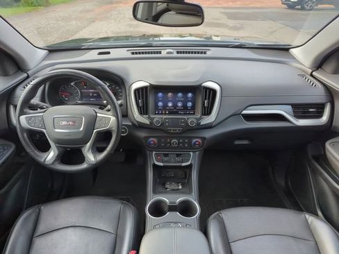 Used 2022 GMC Terrain SLT w/ LPO, Floor Liner Package image 14