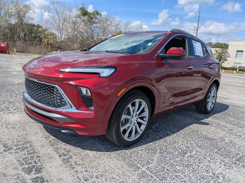 Used 2024 Buick Encore GX Avenir w/ Avenir Convenience Package image 8