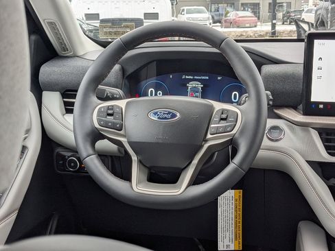 New 2026 Ford Explorer Active w/ Active Comfort Package image 20