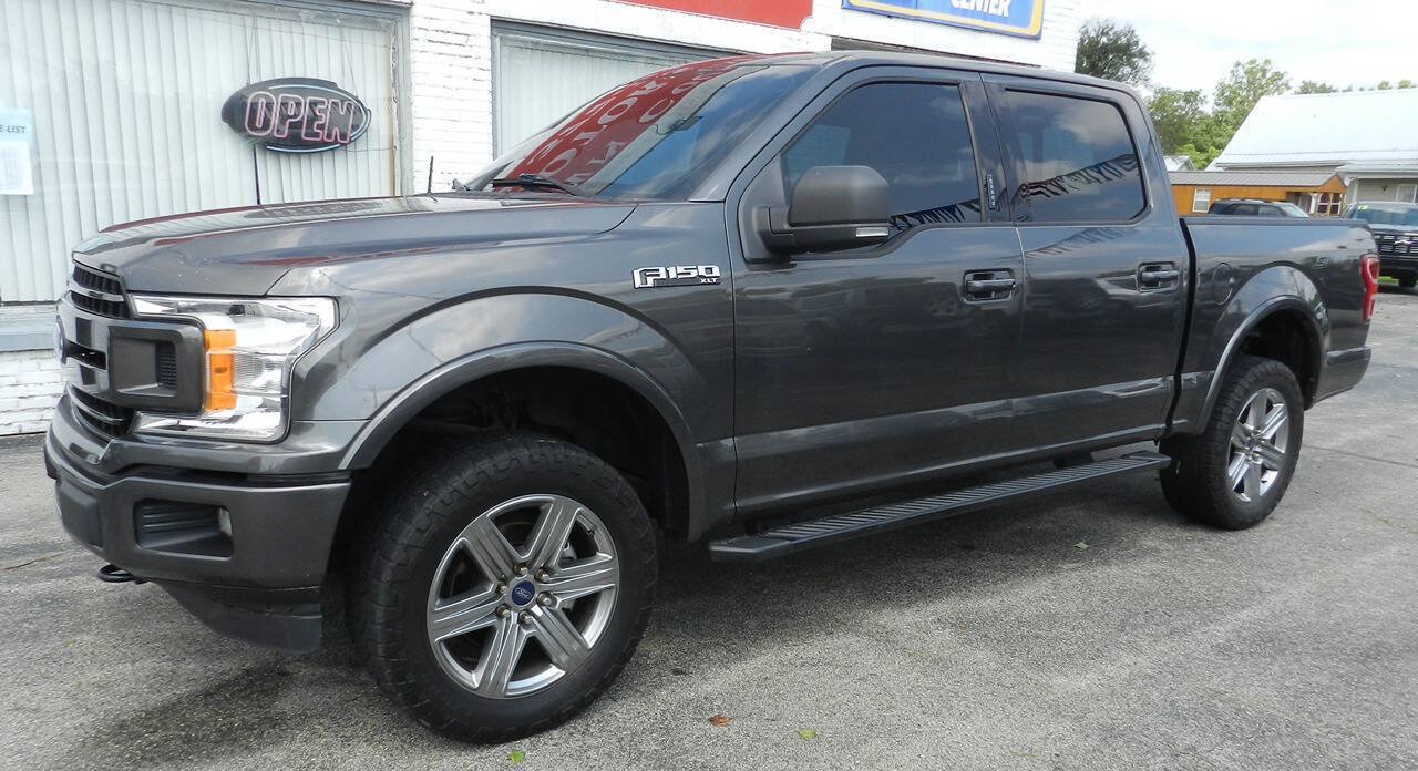Used 2018 Ford F150 XLT w/ Equipment Group 302A Luxury AWD/4WD image 3