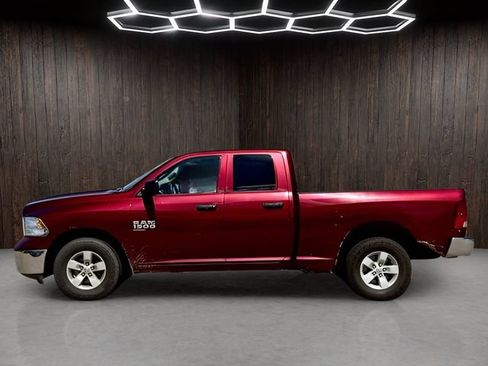Used 2019 RAM 1500 Tradesman w/ Chrome Plus Package RWD image 5