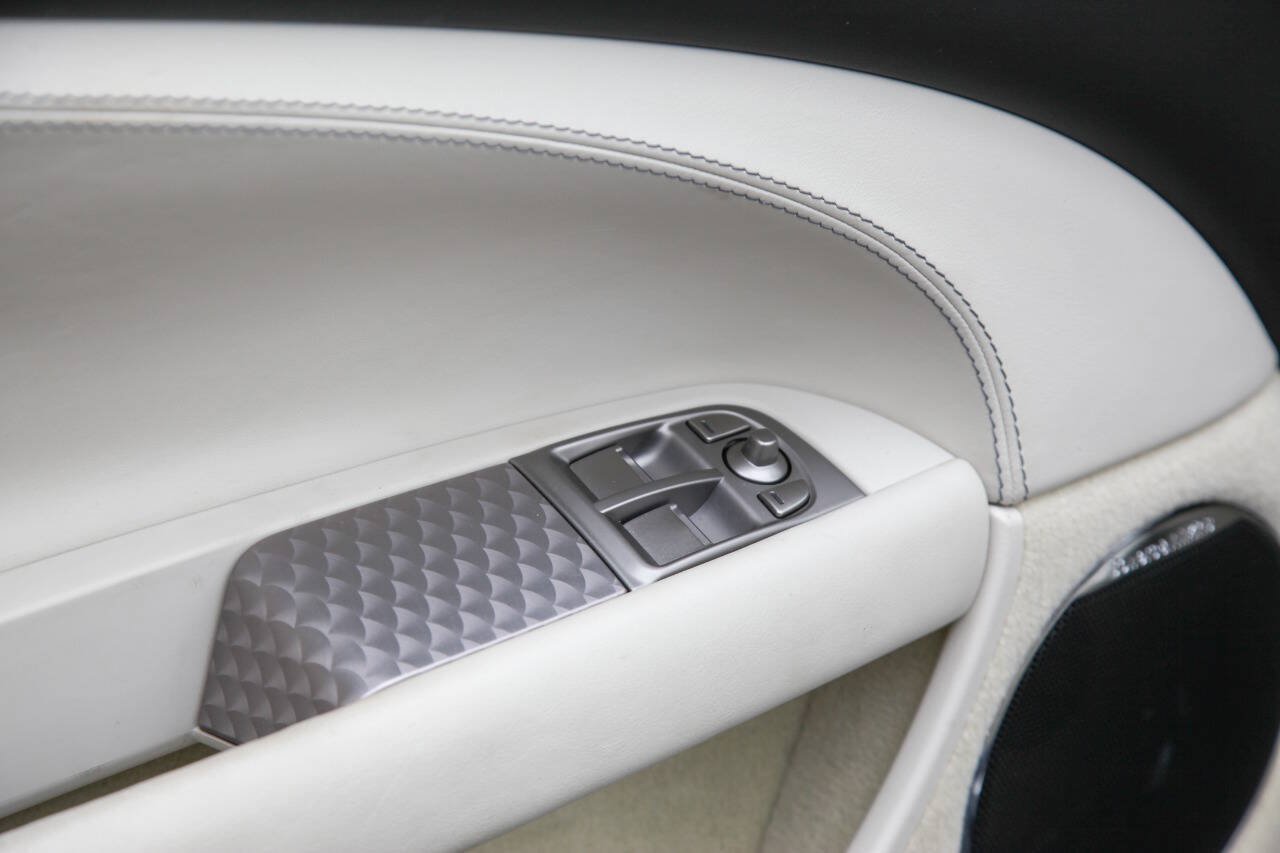 Used 2009 Jaguar XKR R RWD image 83