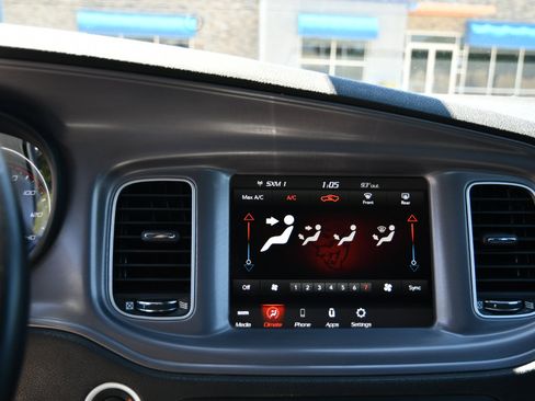 Used 2023 Dodge Charger SXT image 15