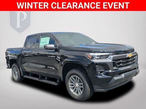 New 2025 Chevrolet Colorado LT w/ LT Convenience Package image 2