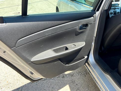 Used 2011 Chevrolet Malibu LT w/ Power Convenience Package image 11