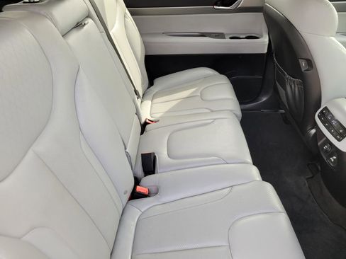 Used 2022 Hyundai Palisade SEL w/ 8P Bench Seat Package AWD/4WD image 12