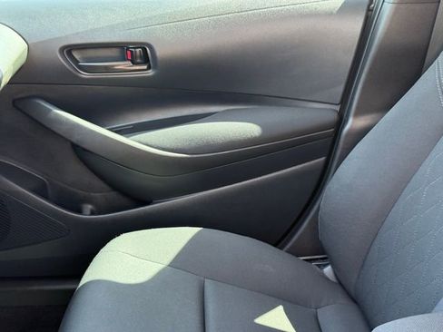 Used 2026 Toyota Corolla LE FWD image 14