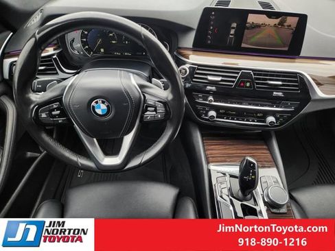 Used 2019 BMW 530i RWD image 28