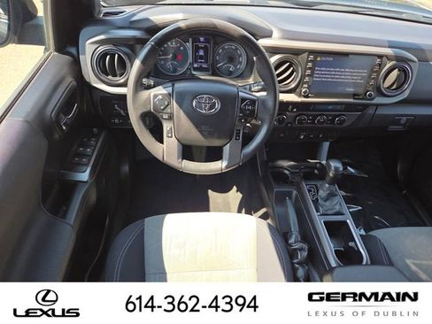 Used 2021 Toyota Tacoma TRD Off-Road image 32