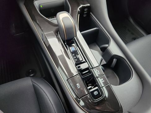 New 2026 Toyota Crown Signia image 19