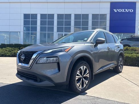 Used 2022 Nissan Rogue SV w/ SV Premium Package image 39