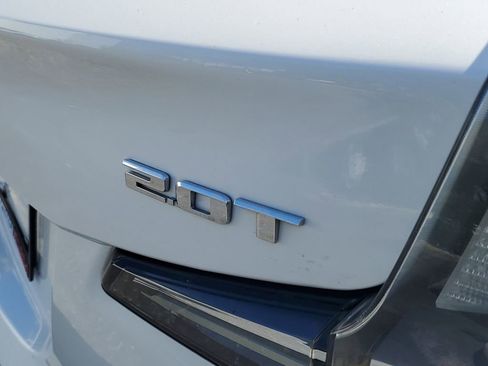 Used 2019 Cadillac XT4 Sport w/ Driver Awareness Package FWD image 8