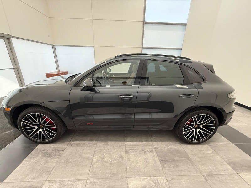 Certified 2024 Porsche Macan GTS AWD/4WD image 2