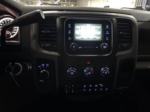Used 2016 RAM 2500 Tradesman w/ Chrome Appearance Group AWD/4WD image 21