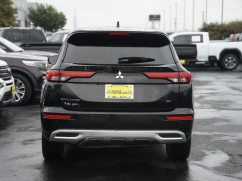 Used 2022 Mitsubishi Outlander SE FWD image 7