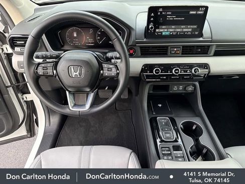 Used 2025 Honda Pilot EX-L image 16