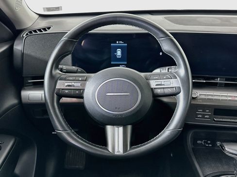 Used 2024 Hyundai Kona SEL AWD/4WD image 18