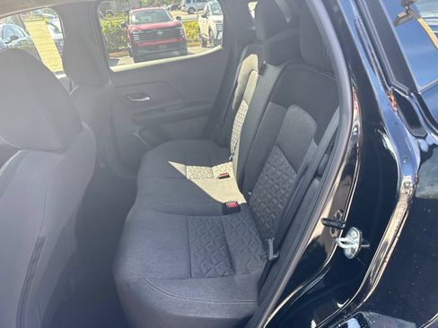 Certified 2025 Nissan Kicks SV AWD/4WD image 22