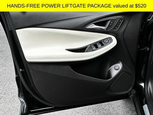 Used 2020 Buick Encore GX Essence w/ Advanced Technology Package AWD/4WD image 4