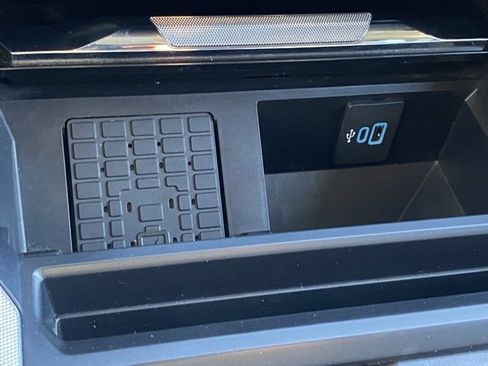 Used 2024 Ford F250 Lariat w/ Lariat Ultimate Package image 23