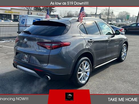 Used 2018 Alfa Romeo Stelvio Ti image 5