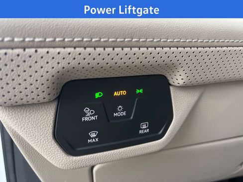 New 2026 Volkswagen Atlas SE FWD image 9