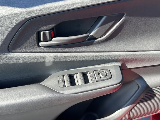 New 2027 Toyota Prius LE FWD image 16