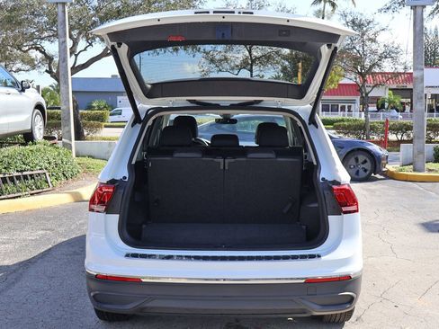 Used 2024 Volkswagen Tiguan Wolfsburg Edition image 20