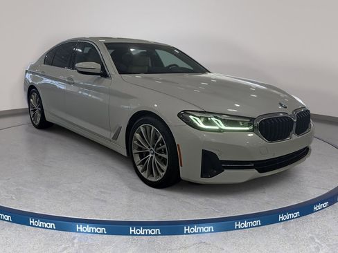 Certified 2023 BMW 530i w/ Premium Package RWD image 3