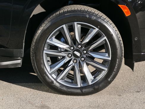 Certified 2023 Cadillac Escalade ESV Sport Platinum w/ Heavy-Duty Trailer Package image 11