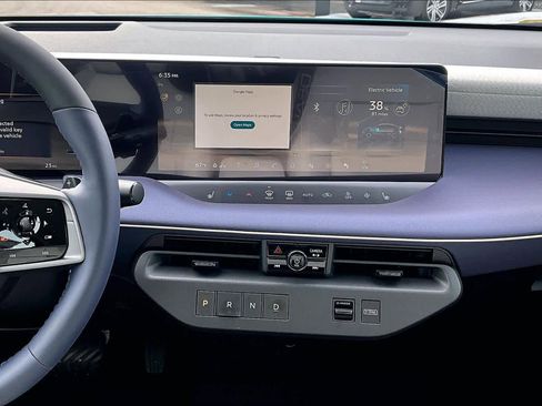 New 2026 Nissan Leaf Platinum+ image 6