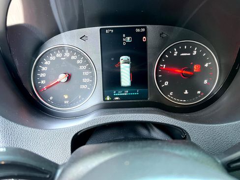 Used 2019 Mercedes-Benz Sprinter 144 image 74