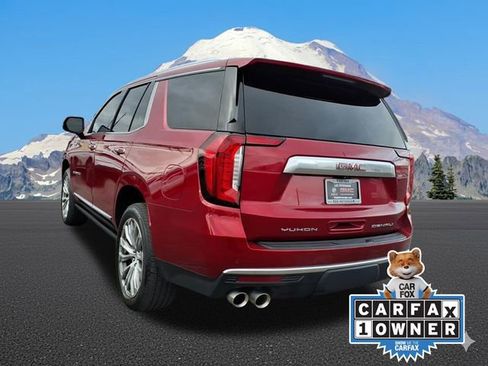 Used 2021 GMC Yukon Denali w/ Denali Premium Package image 4