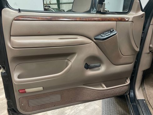 Used 1996 Ford Bronco image 14