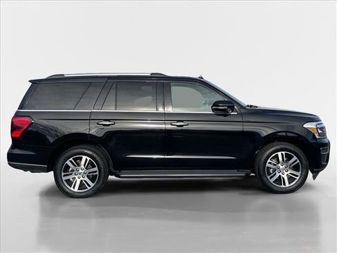 Certified 2024 Ford Expedition Limited image 6