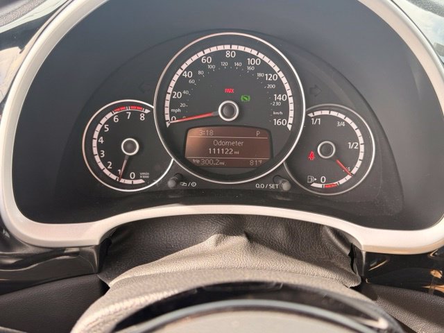Used 2016 Volkswagen Beetle 1.8T S FWD image 19